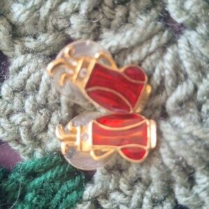 Golf earrings,gold and red,it have a little crystal very small